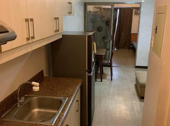 Ramiro Haven Staycation Apartment *