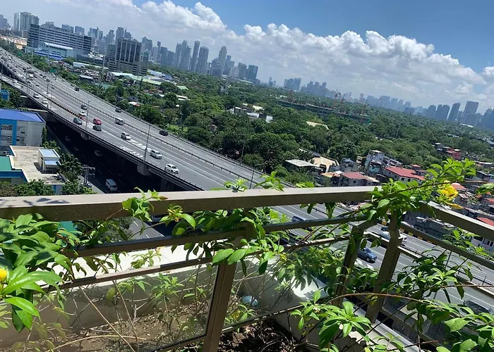 Ramiro Haven Staycation * Manila